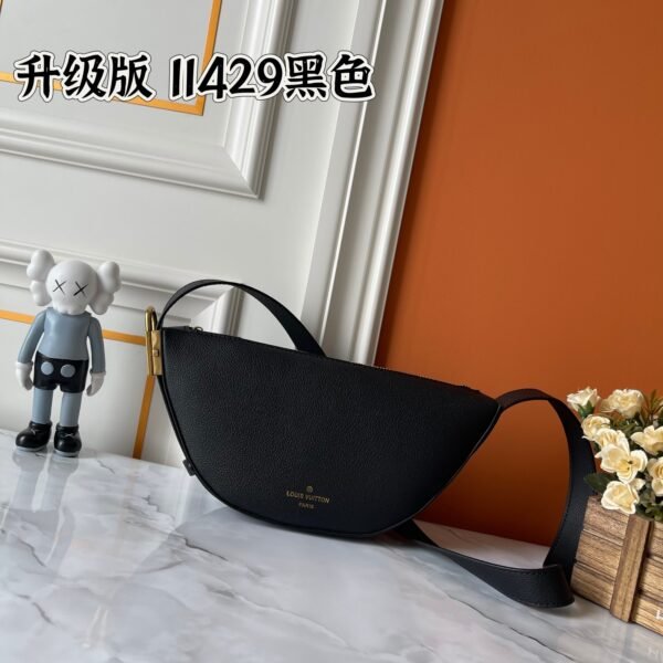 LV Bumbag Black Leather - Bag