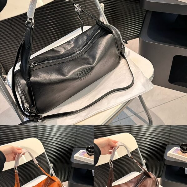 MIU Wander Matelassé Hobo Black Leather - Bag
