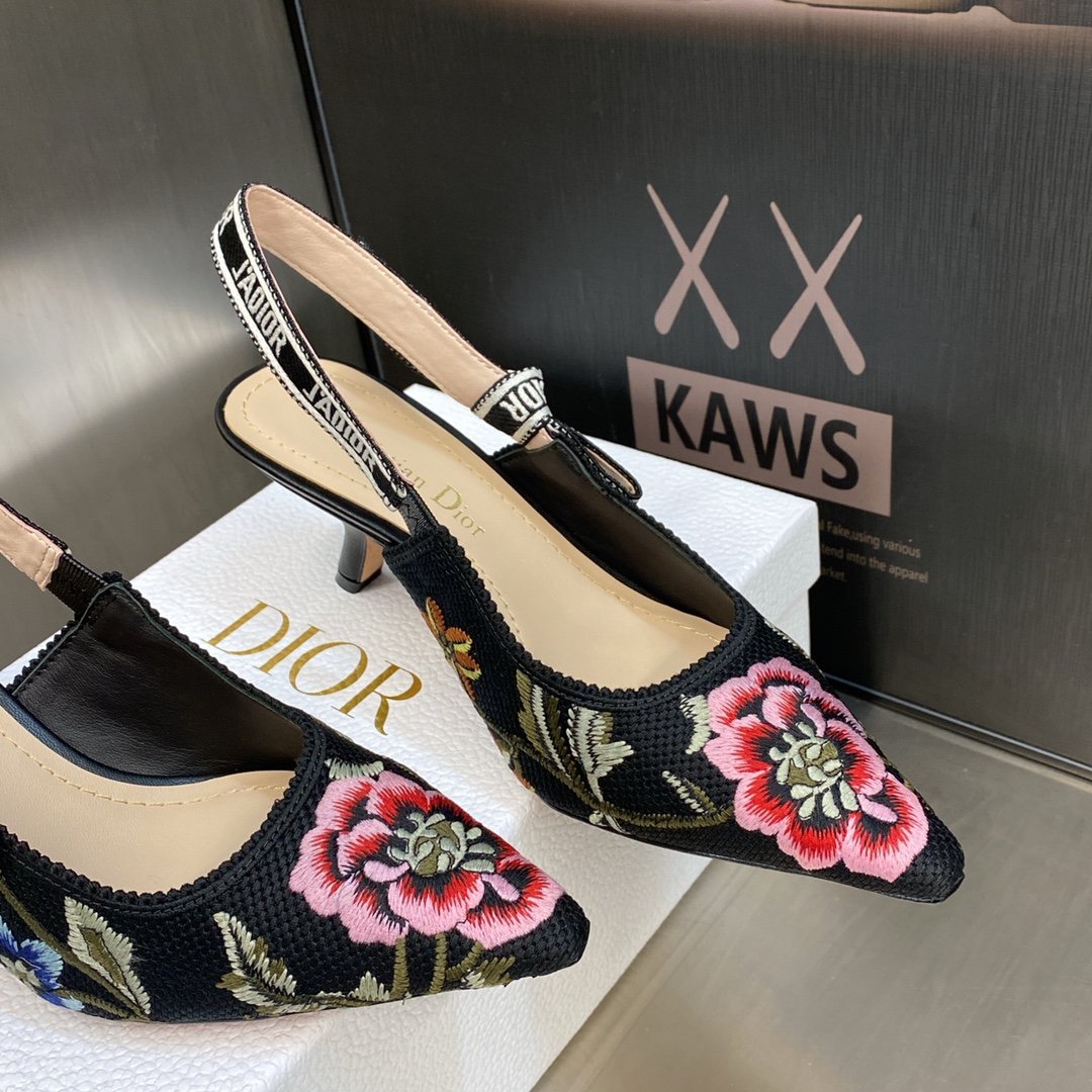 CD J'ACD Slingback Pumps Floral Embroidery - Heels - Image 5
