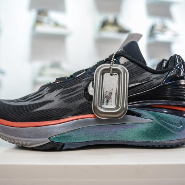 NK Zoom G.T. Cut Black/Multicolor - Sneakers