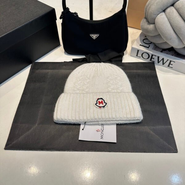 MCL Logo Beanie White Wool - Hat