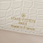 LV Capucines MM White Crocodile – Borsa