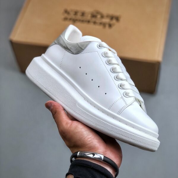 BAL Oversized Sneakers - Sneakers