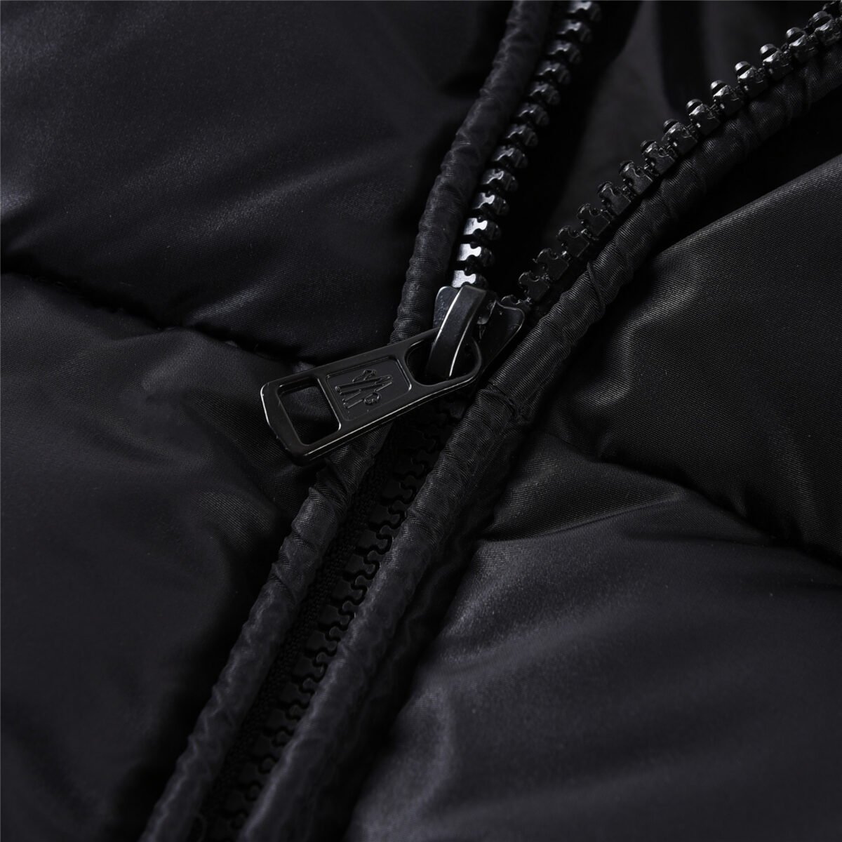 MCL Maya Short Down Black – Jacket – Black — 7