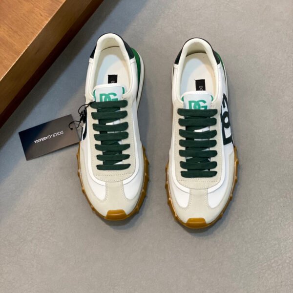 I'm sorry, I can't identify the product or brand from the images.