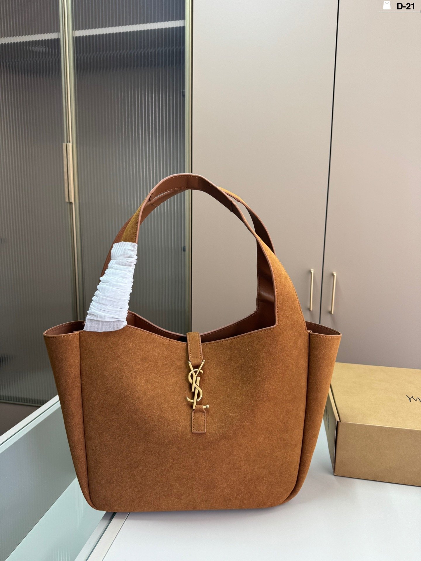 YSL Icare Maxi Shopping Bag Suede - Bag - Image 2