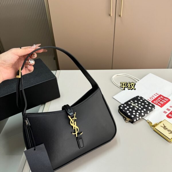 YSL Le 5 à 7 Hobo - Bag