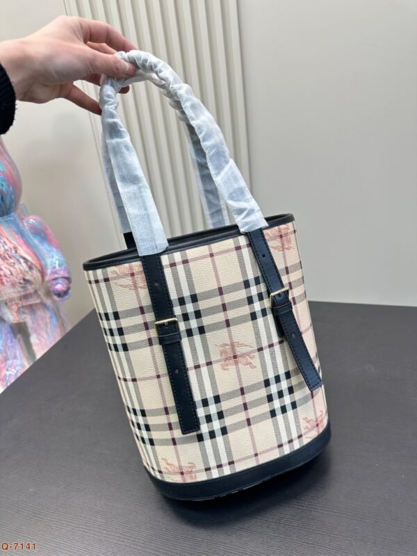 BBR Vintage Check Bucket Bag – Sac