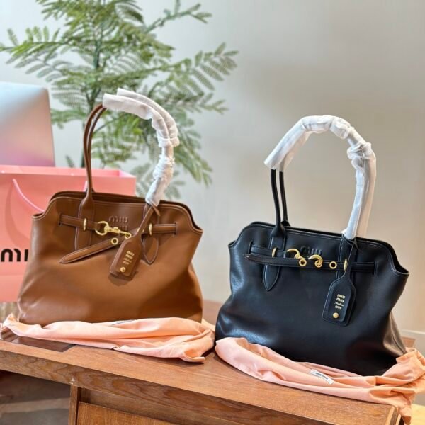 MIU Madras - Bag