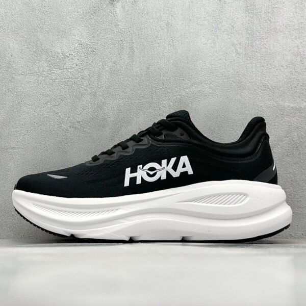 ```HK Bondi 8 Black/White - Sneakers```