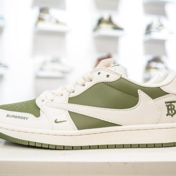 NK Air Jordan 1 Low Travis Scott x Fragment - Sneakers