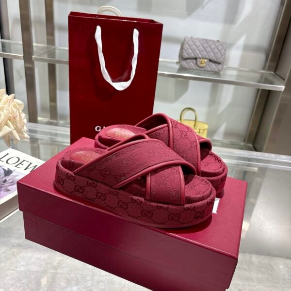 GG GG Platform Slide Sandals - Slides