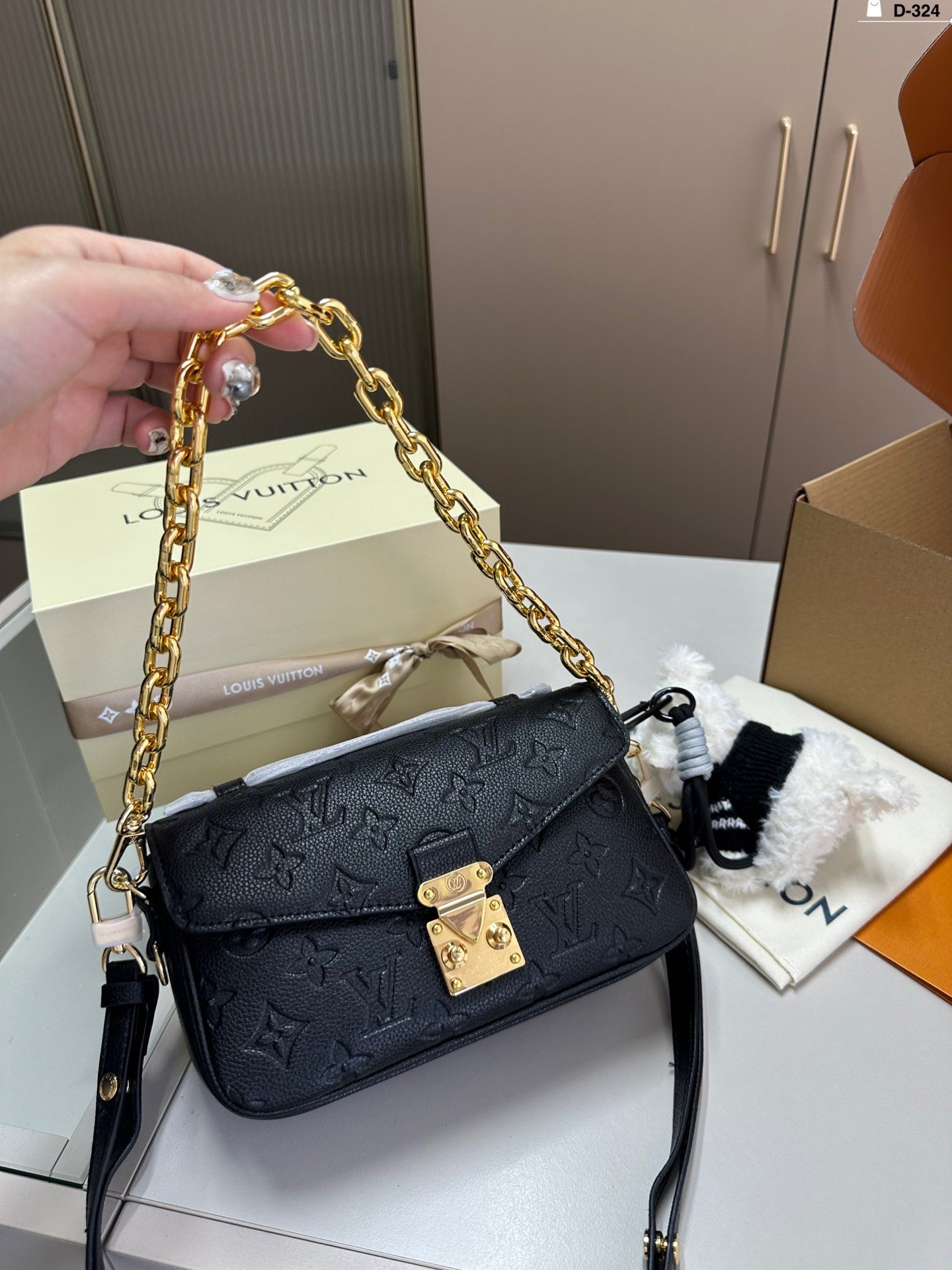LV Pochette Métis Black Empreinte Leather - Bag - Image 7