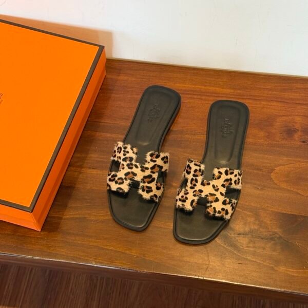 HM Oran Sandals Leopard - Slides
