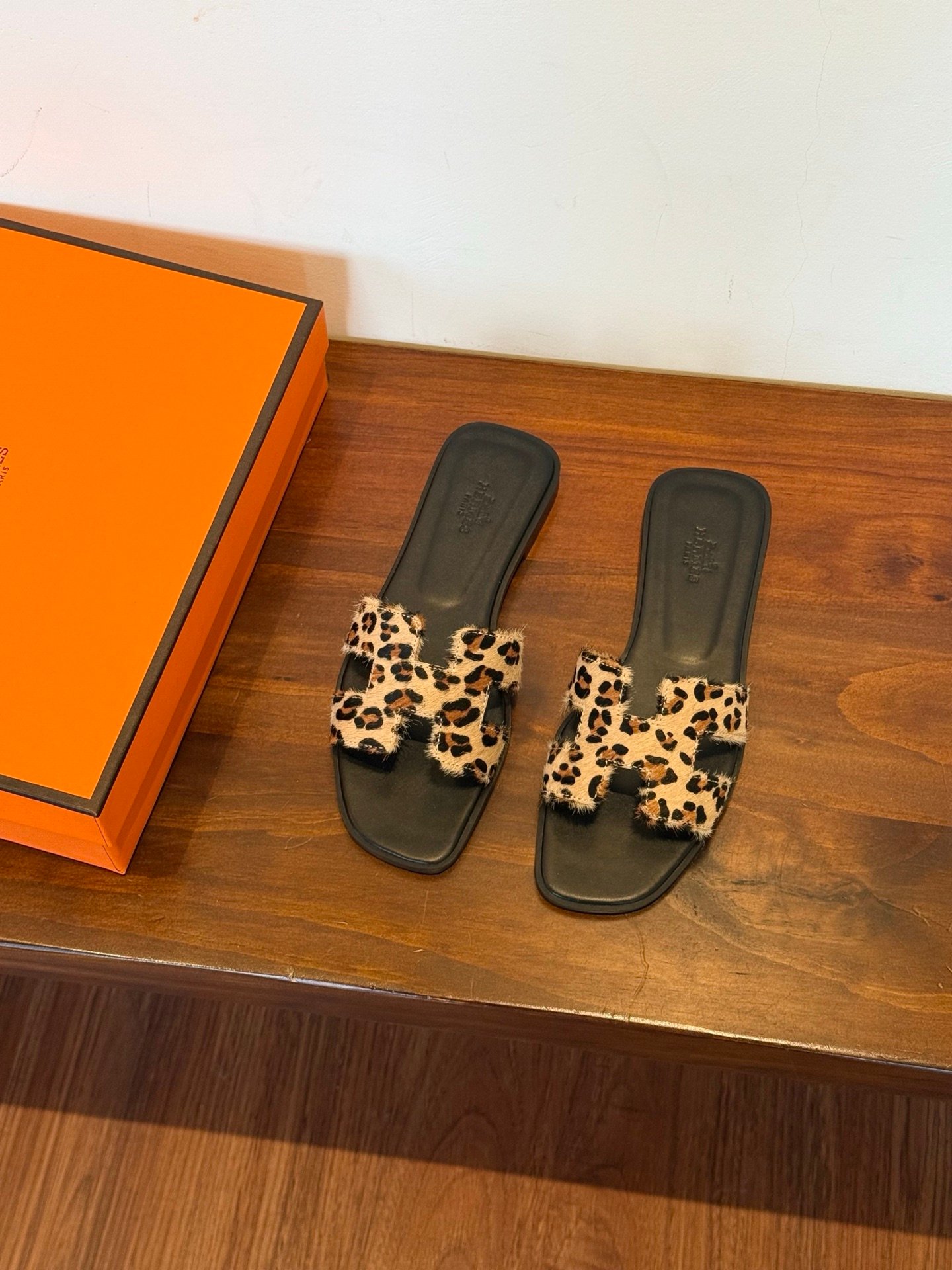 HM Oran Sandals Leopard - Slides