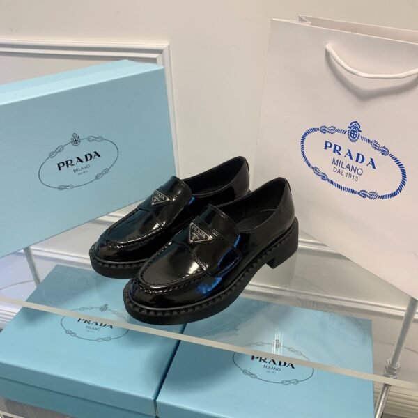 PR Brushed Leather Loafers Black - Shoes
