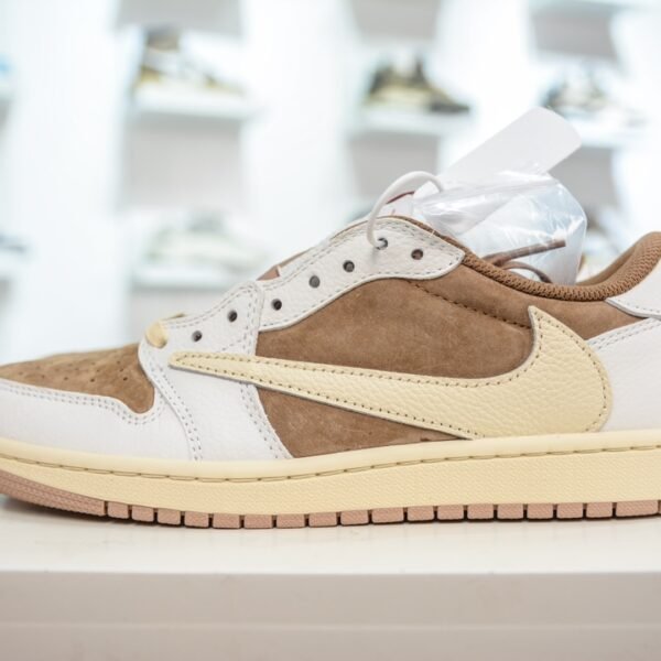 NK Air Jordan 1 Low Travis Scott - Sneakers