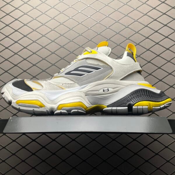 BAL Track 2 - Sneakers