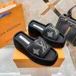 LV Pillow Comfort Mule – Slides