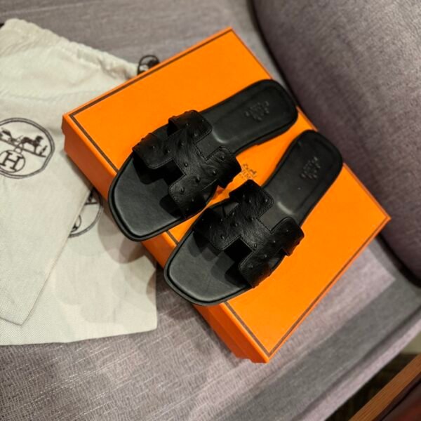 HM Oran Sandals Black Leather - Sandals