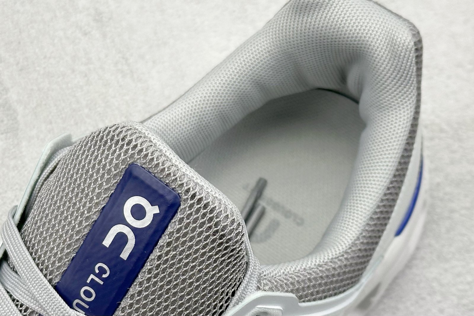 I'm unable to identify the brand or model of this product. - Image 8