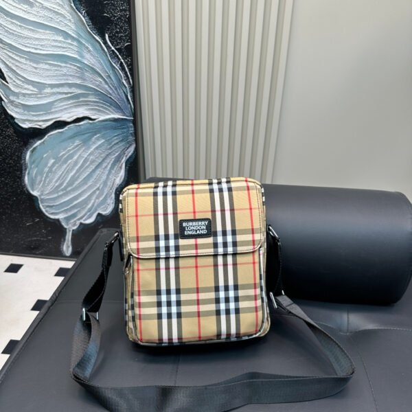 BBR Vintage Check Messenger Bag Beige Check Canvas - Bag