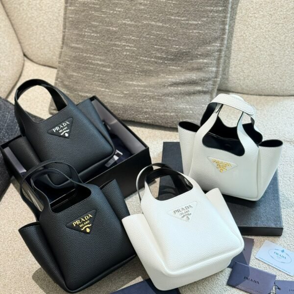 PR Symbole Small Black Leather - Bag