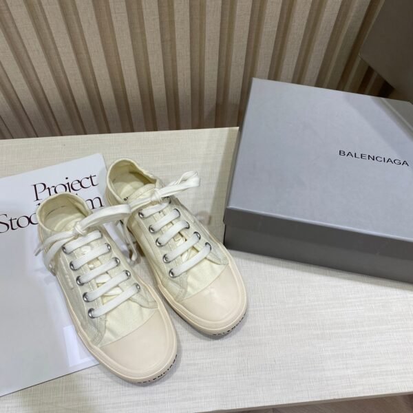 BAL Paris Low-Top Sneakers - Sneakers
