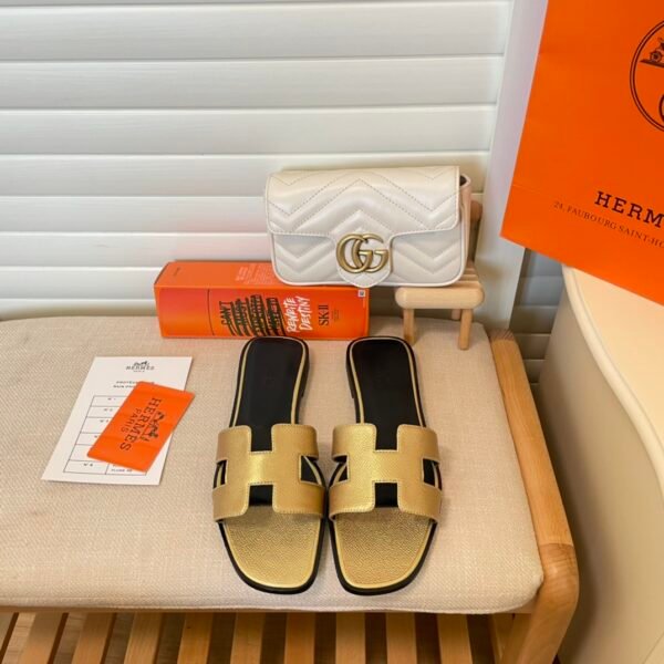 HM Oran Sandals Gold Leather - Sandals