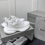 BAL Triple S – Sneakers