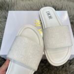 CD Dway Slides – Slides