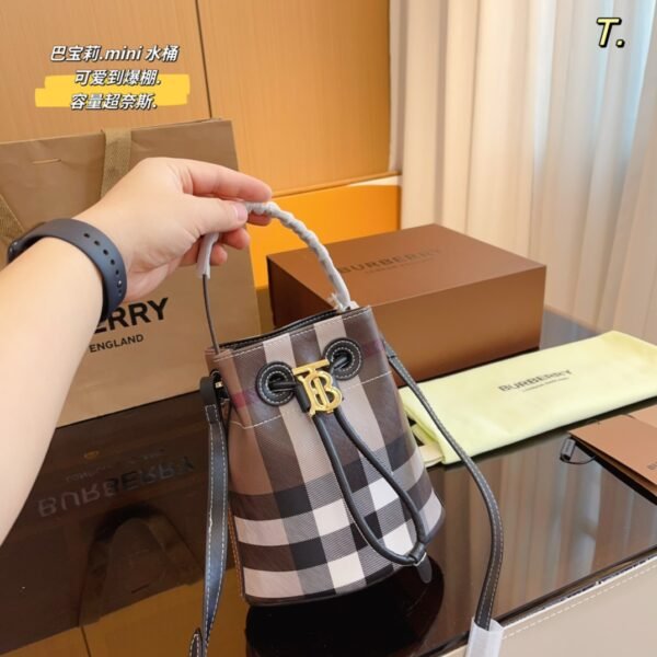 BBR TB Bucket Bag - Bag