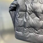 LV Monogram Puffer Jacket – Jacke – Rot