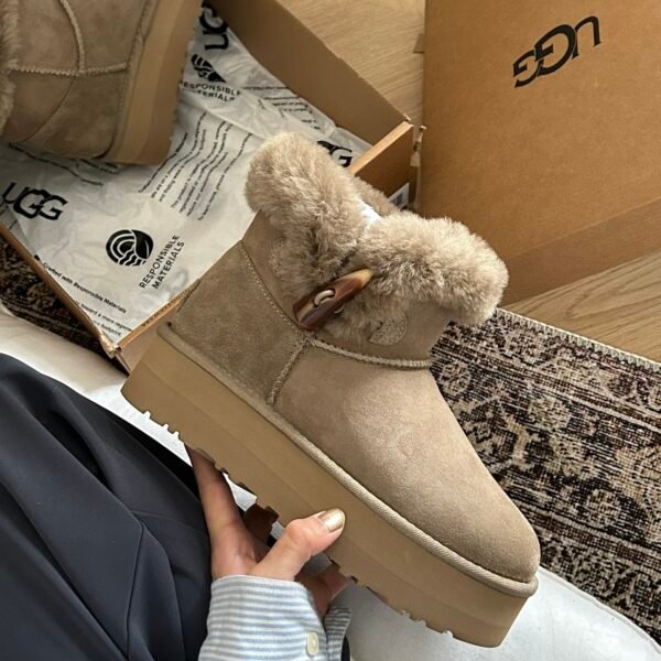 UGG Classic Ultra Mini Platform - Boots