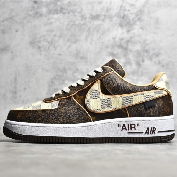LV Air Force 1 x LV Monogram - Sneakers