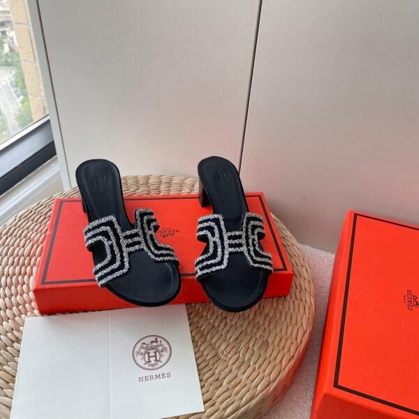 HM Oran Sandals - Sandals