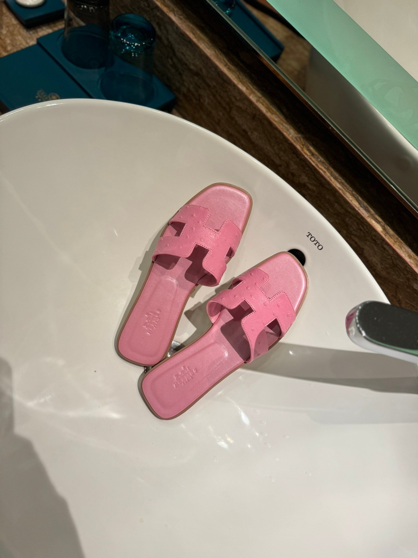HM Oran Sandals Pink Suede - Slides - Image 6