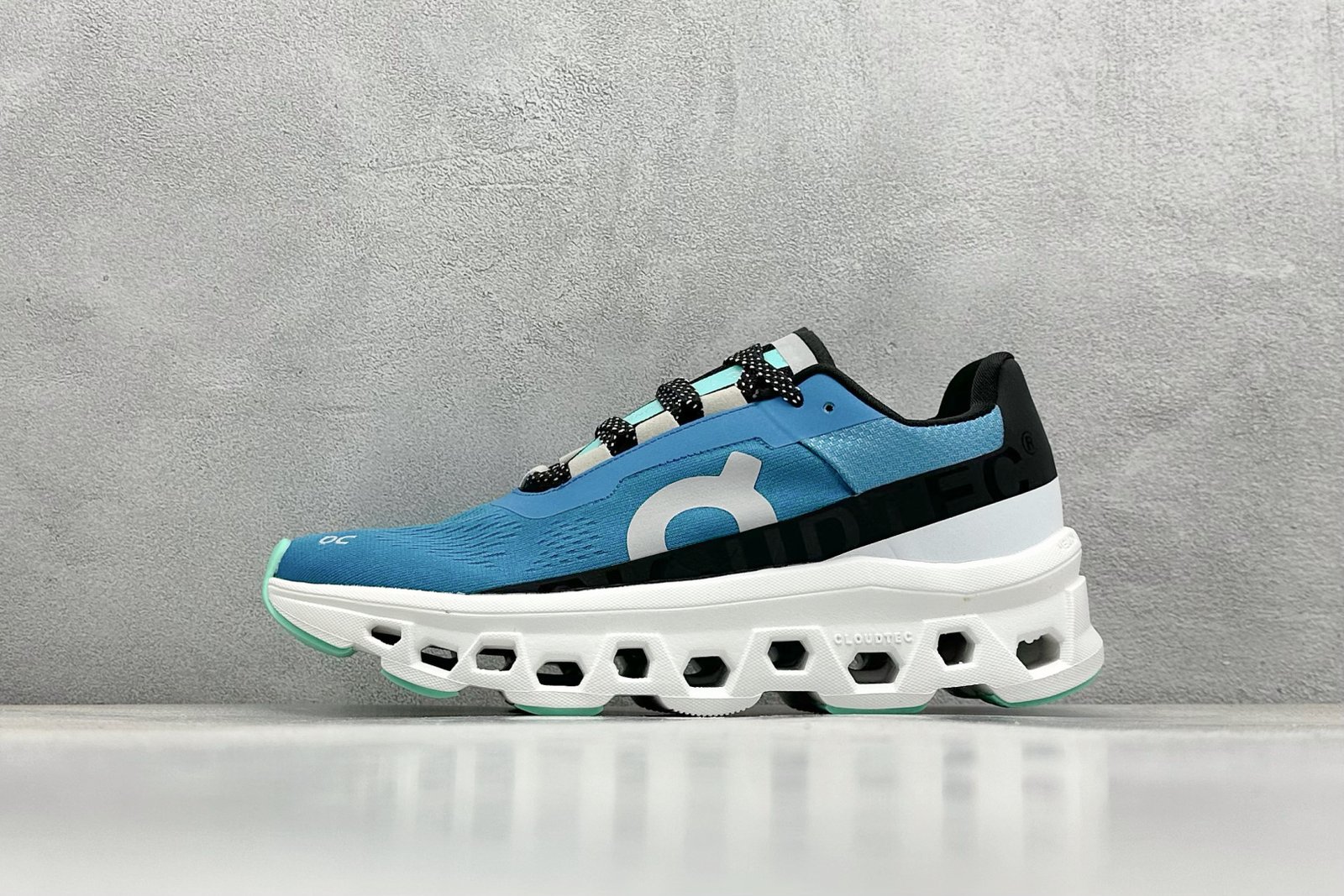 ```
LW Cloudtilt - Sneakers
```