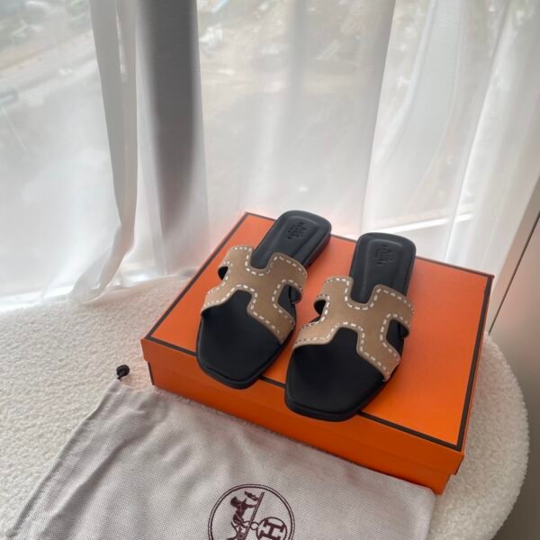 HM Oran Sandals - Sandals