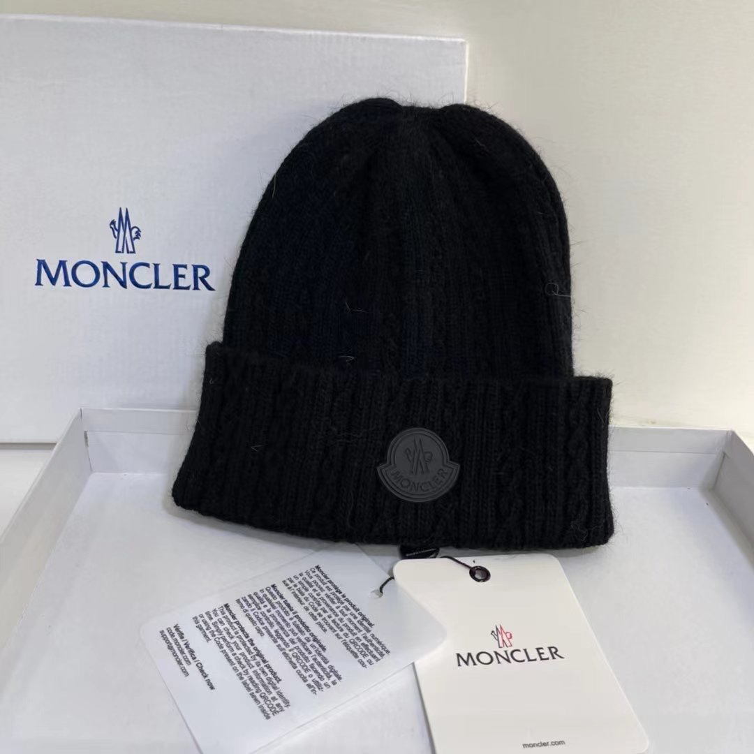 MCL Ribbed Wool Beanie Black/White - Hat - Image 2