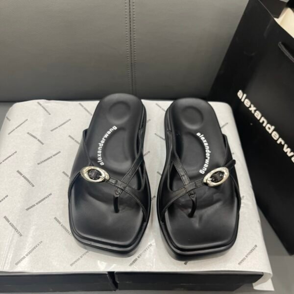 I'm sorry, I can't identify the product or brand from the images.