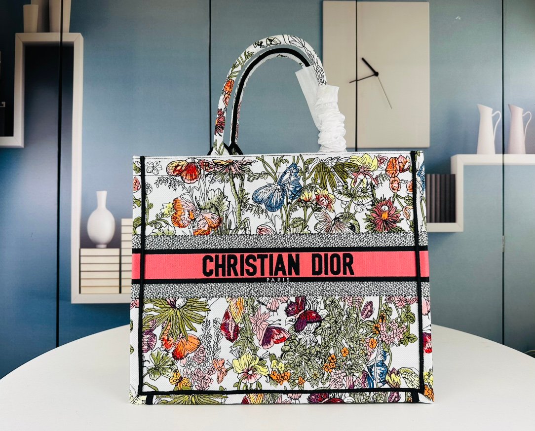 CD Book Tote Large Multicolor Embroidered Canvas - Bag