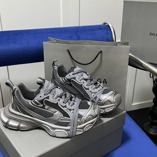 BAL Runner Silver/Black - Sneakers