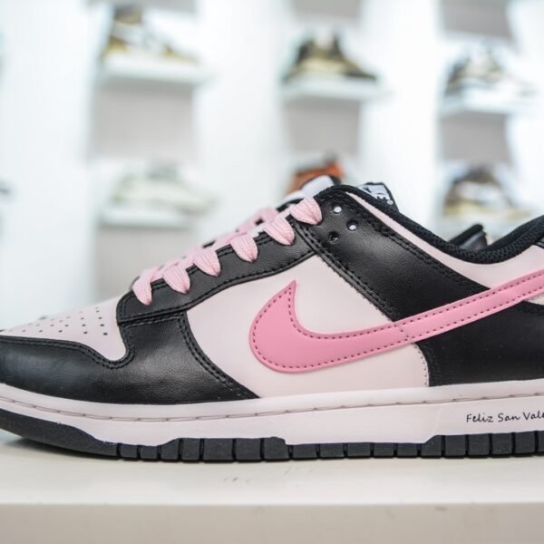 NK Dunk Low Black Pink - Sneakers