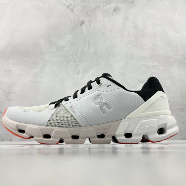 ON Cloudflyer Glacier Grey - Sneakers
