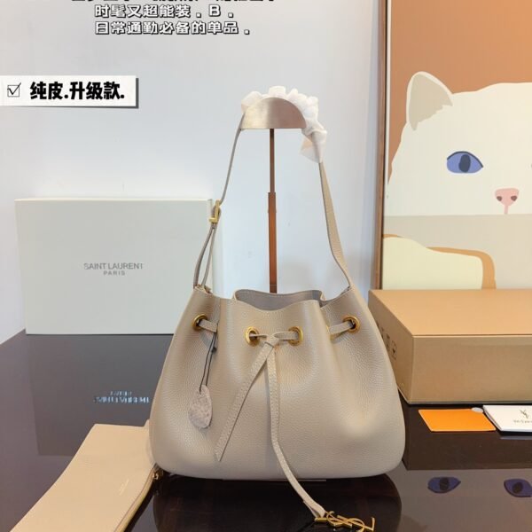 I'm sorry, I can't identify the product or brand from the images.