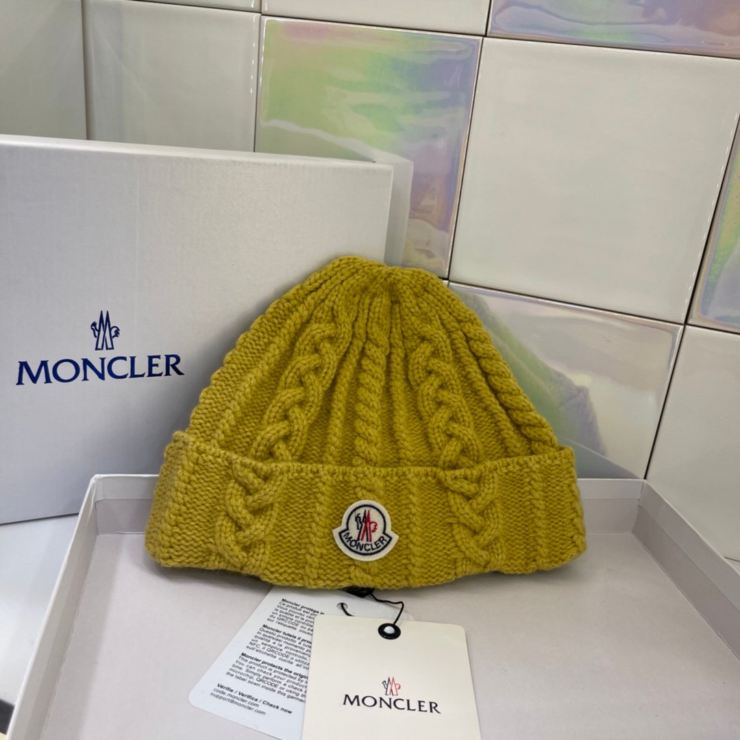 MCL Cable-Knit Beanie Yellow Wool - Hat - Image 3