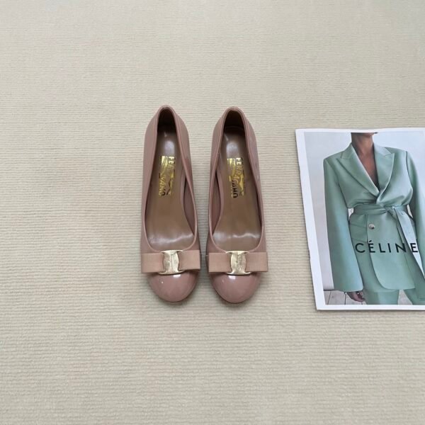 FD Vara Bow Pumps - Heels