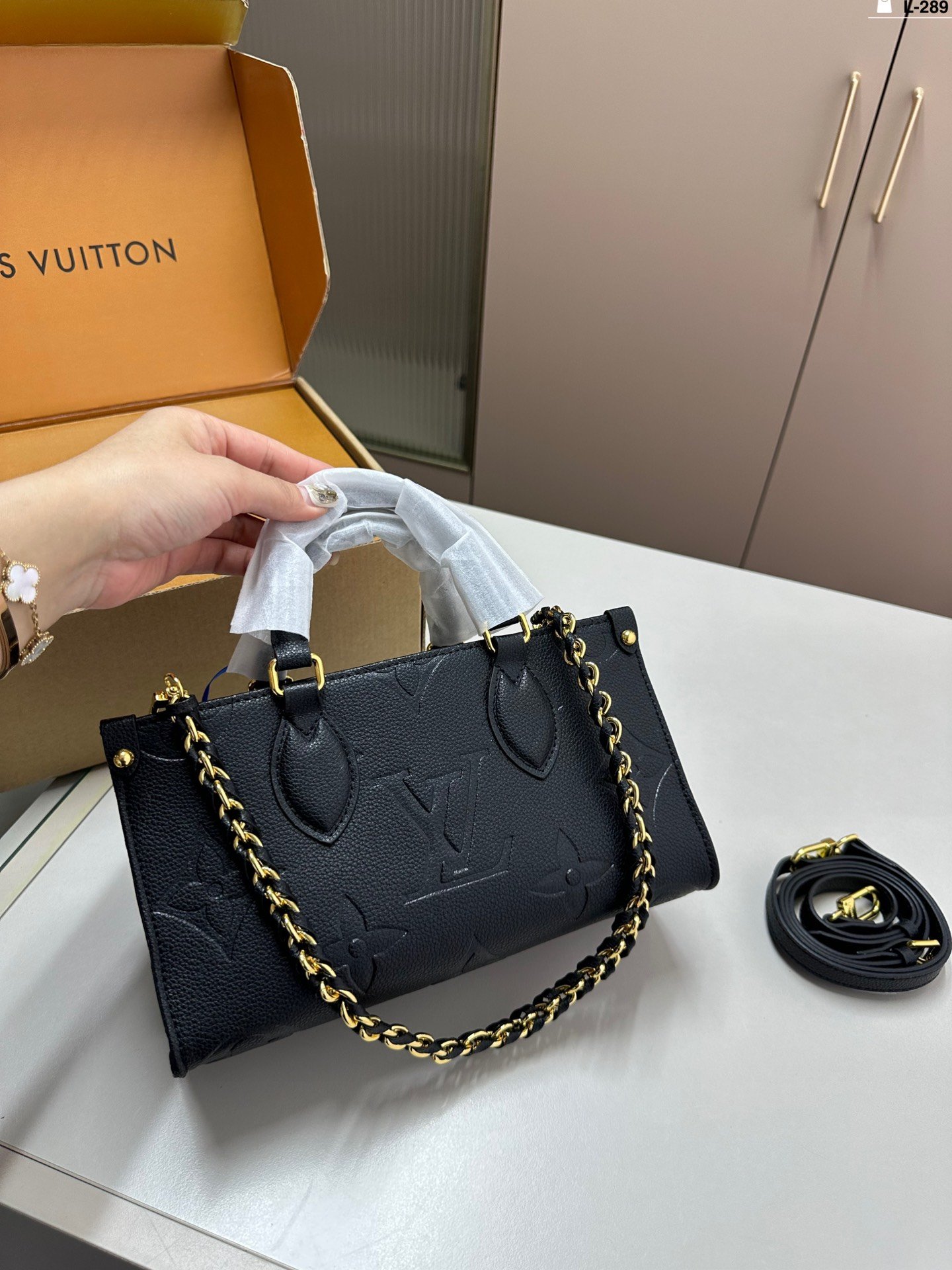 LV Pochette Métis Monogram Empreinte - Bag