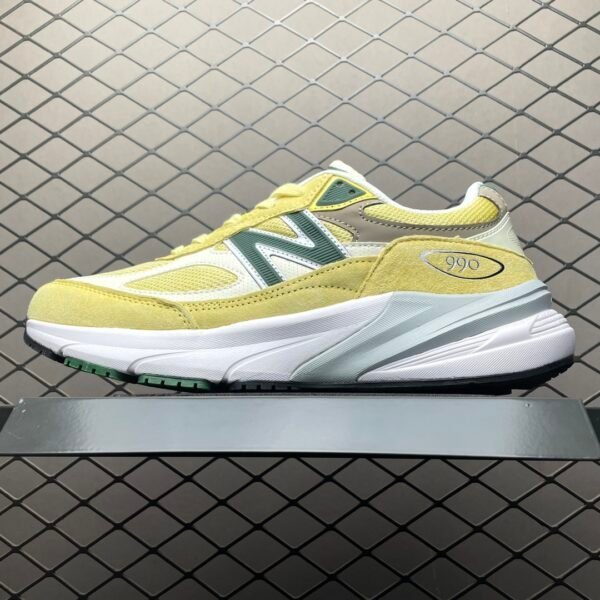 NB 990v6 - Sneakers
